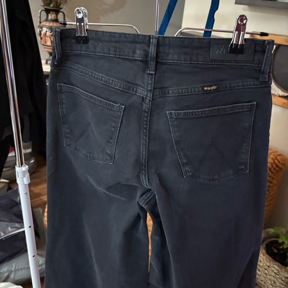 Wrangler Women's Dark Wide Leg Jeans - Picture 10 of 10